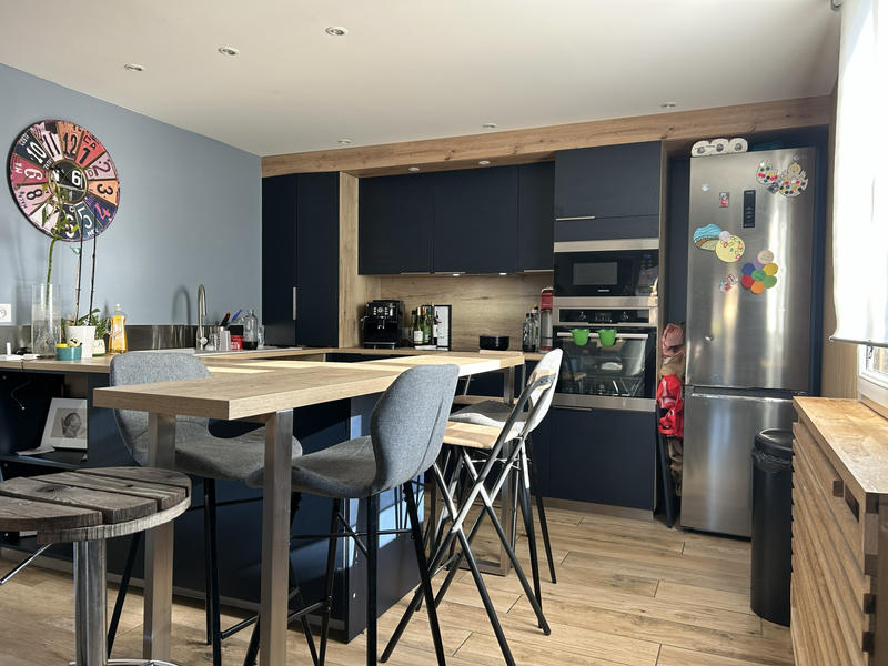 Maison - 161 m² - 7 pièces