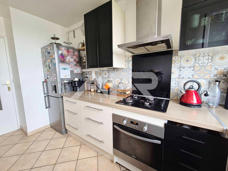 Appartement - 60 m² - 3 pièces