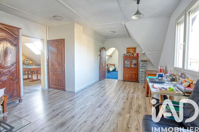 Maison - 175 m² - 9 pièces