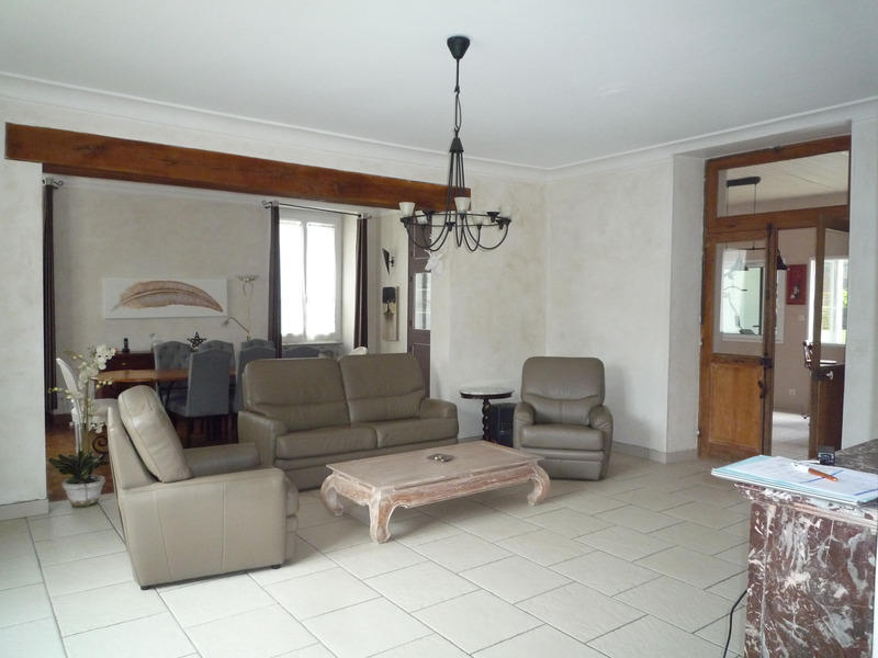Maison - 380 m² - 15 pièces