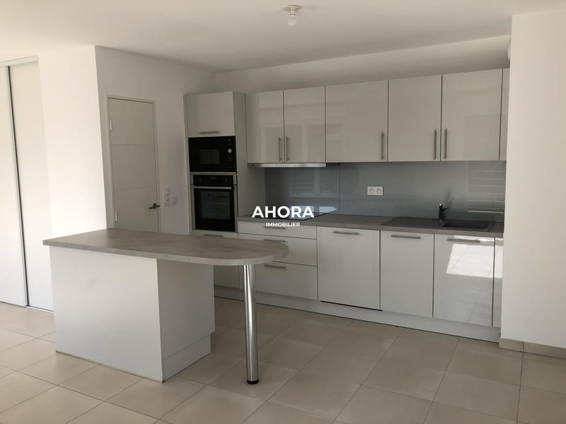 Appartement - 85 m² - 4 pièces