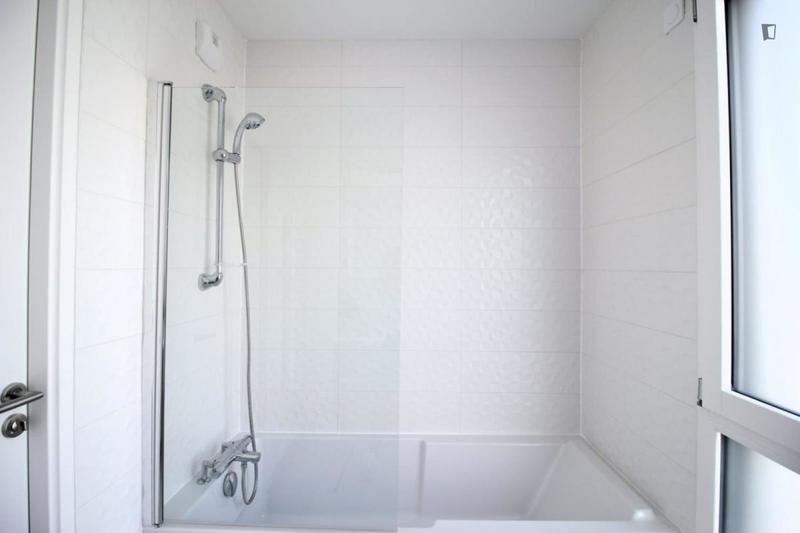 Chambre - 12 m² - 4 pièces