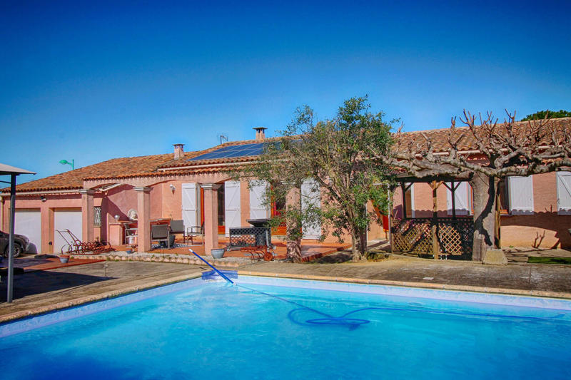 Villa - 190 m² - 9 pièces