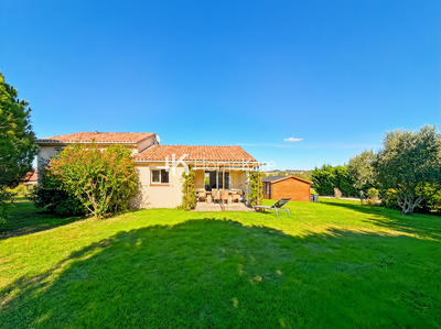 Maison - 140 m² - 5 pièces