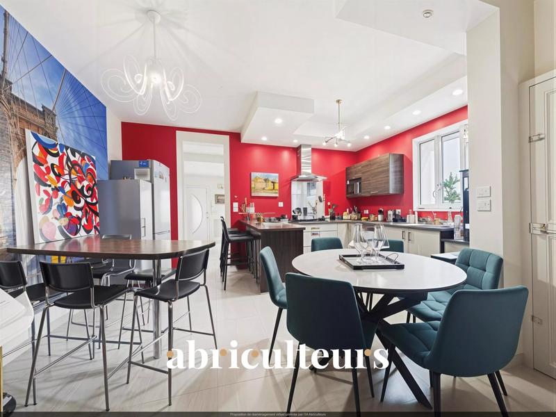 Maison - 156 m² - 7 pièces