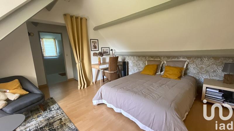 Maison - 244 m² - 9 pièces