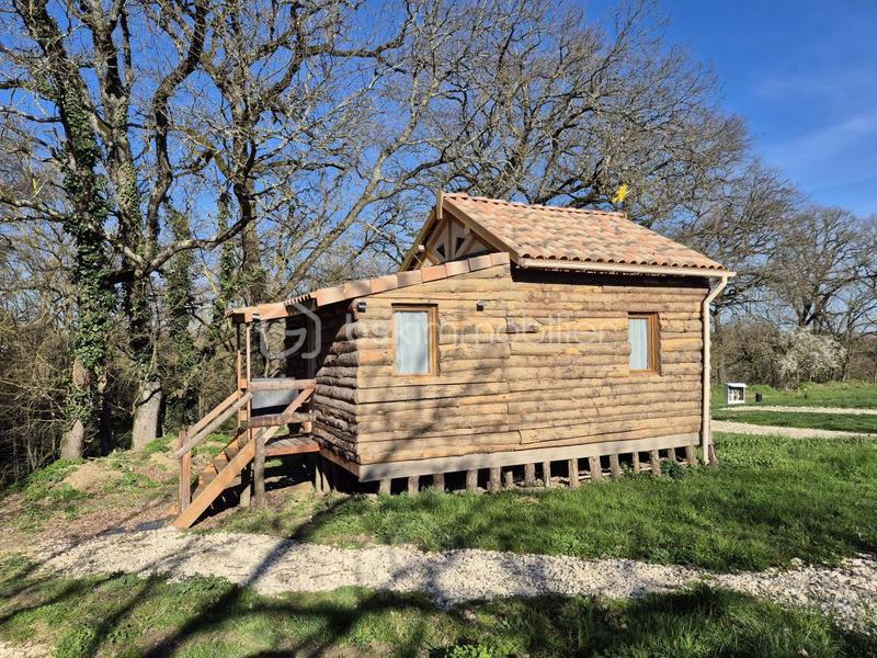 Propriété - 210 m² - 7 pièces