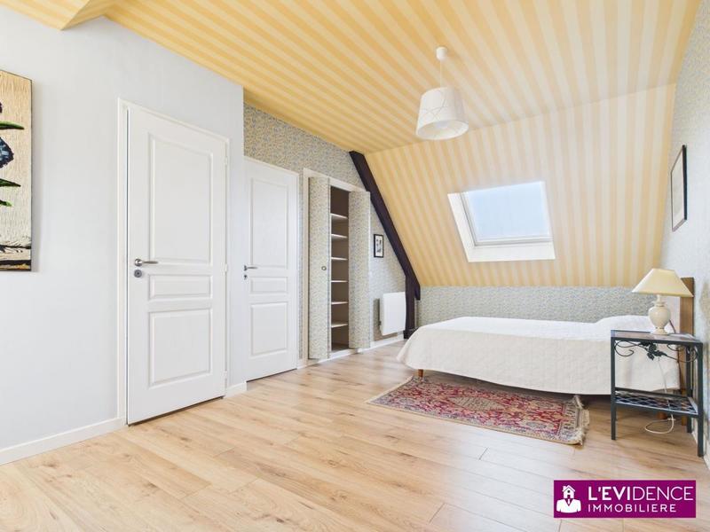 Maison - 122 m² - 6 pièces