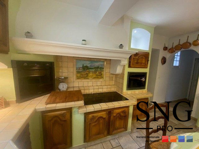 Maison - 293 m² - 5 pièces