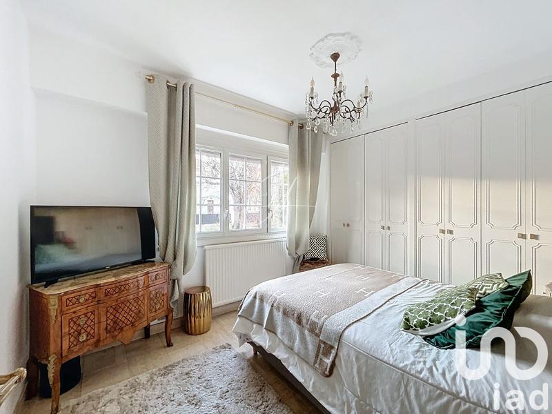 Maison - 190 m² - 8 pièces