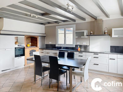 Maison - 105 m² - 5 pièces