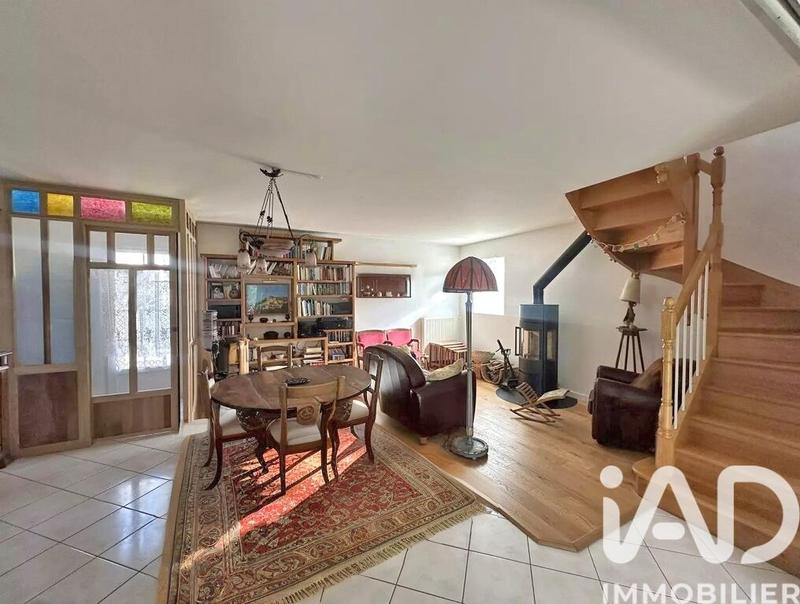 Maison - 138 m² - 6 pièces