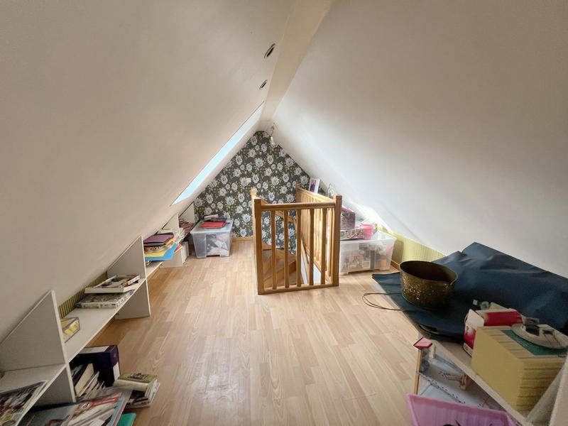 Maison - 90 m² - 5 pièces