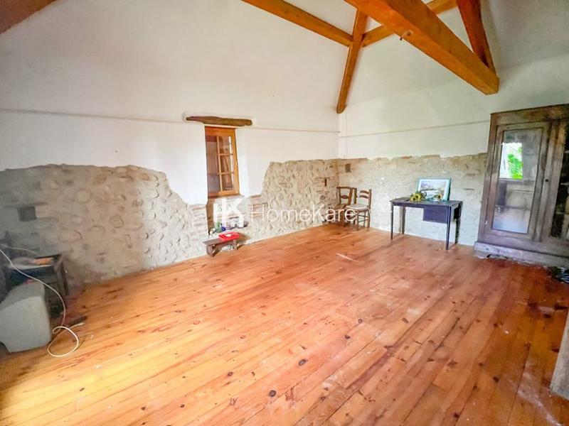 Maison - 200 m² - 6 pièces