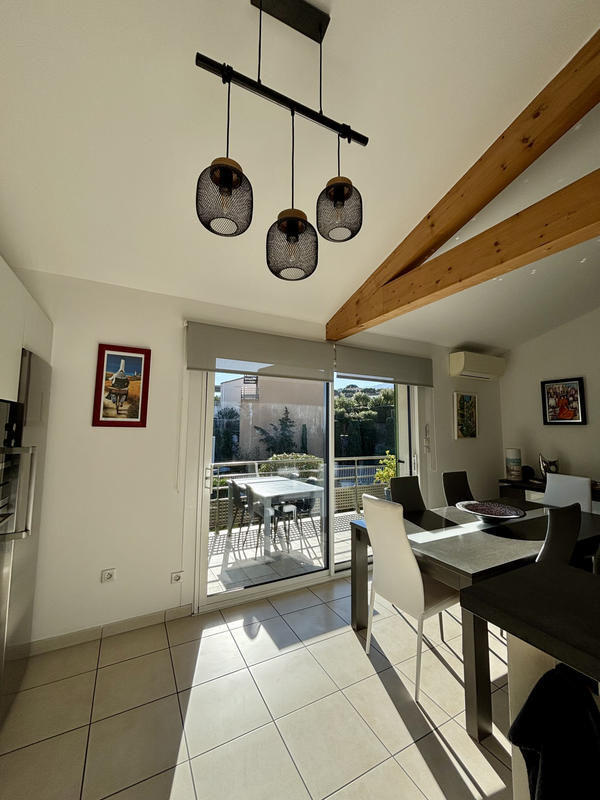 Villa - 80 m² - 4 pièces