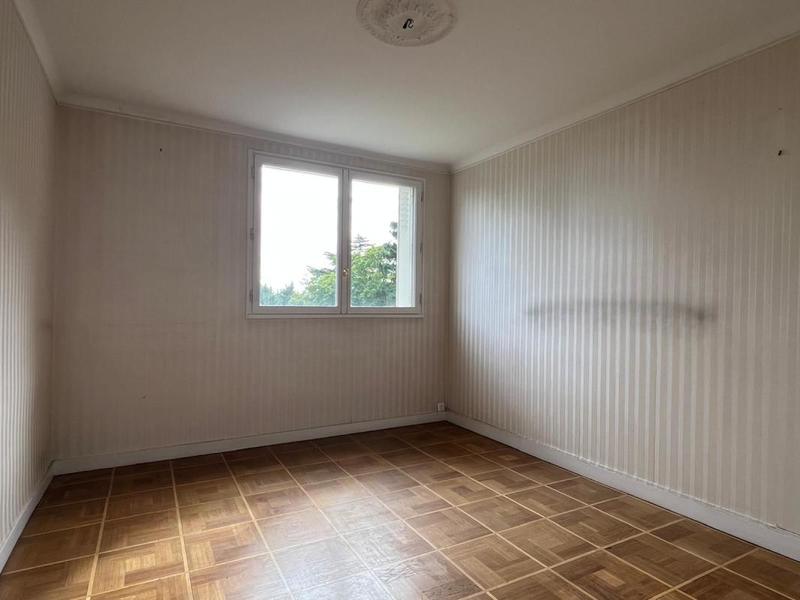 Appartement - 99 m² - 4 pièces