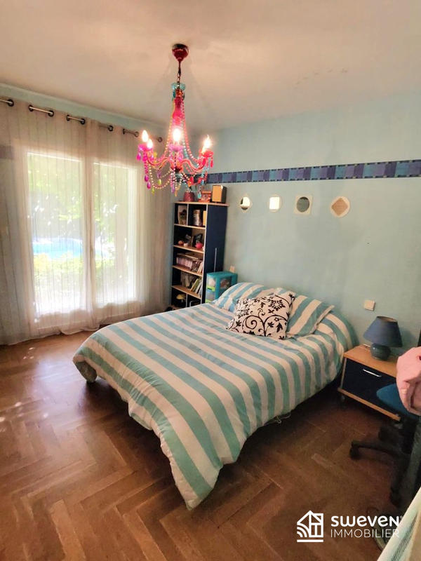 Maison - 160 m² - 4 pièces