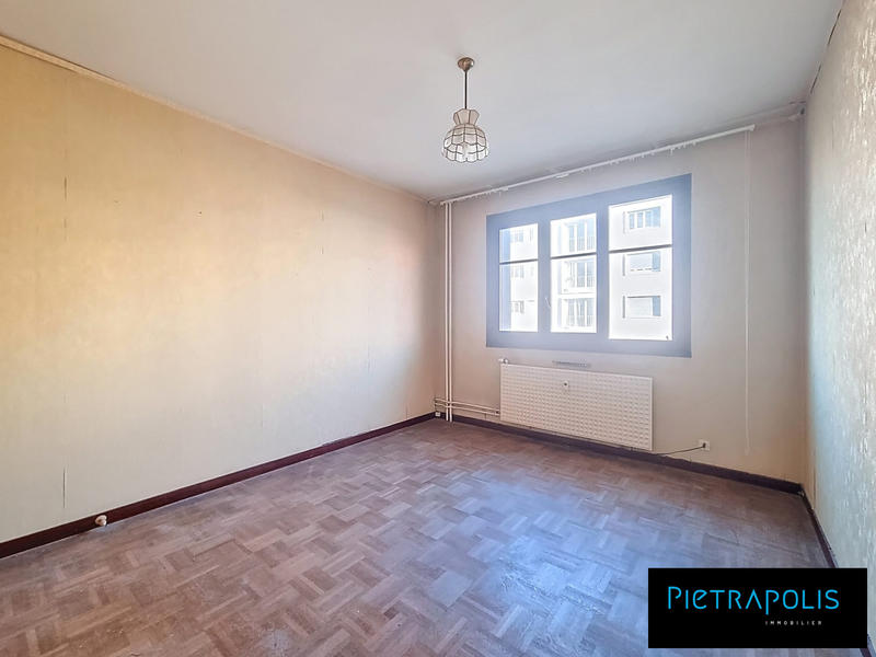 Appartement - 79 m² - 3 pièces