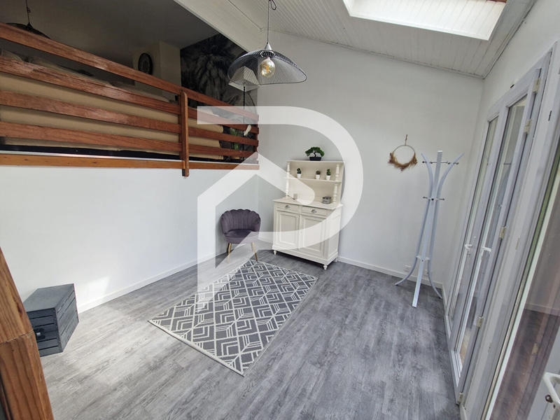 Maison - 152 m² - 6 pièces