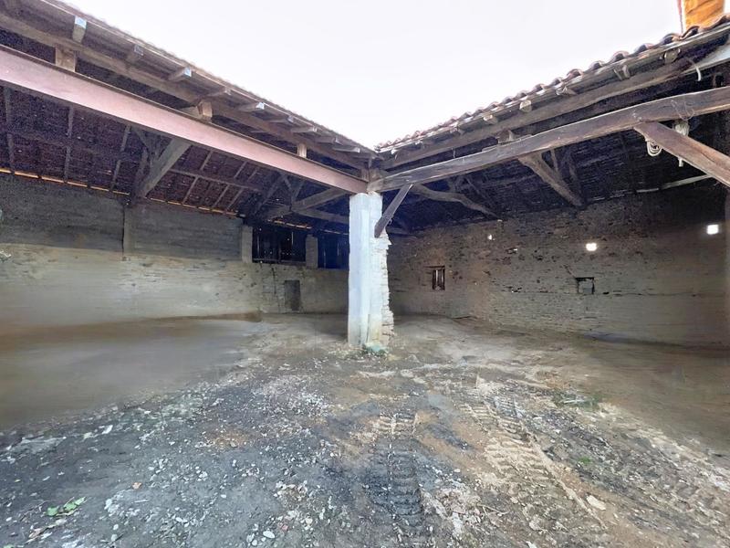 Maison - 180 m² - 5 pièces