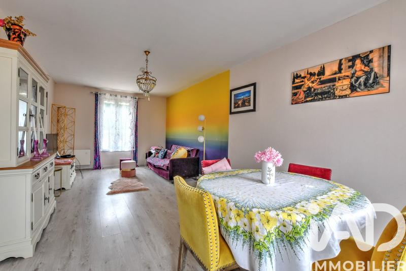 Maison - 84 m² - 5 pièces