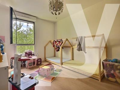 Maison - 102 m² - 5 pièces