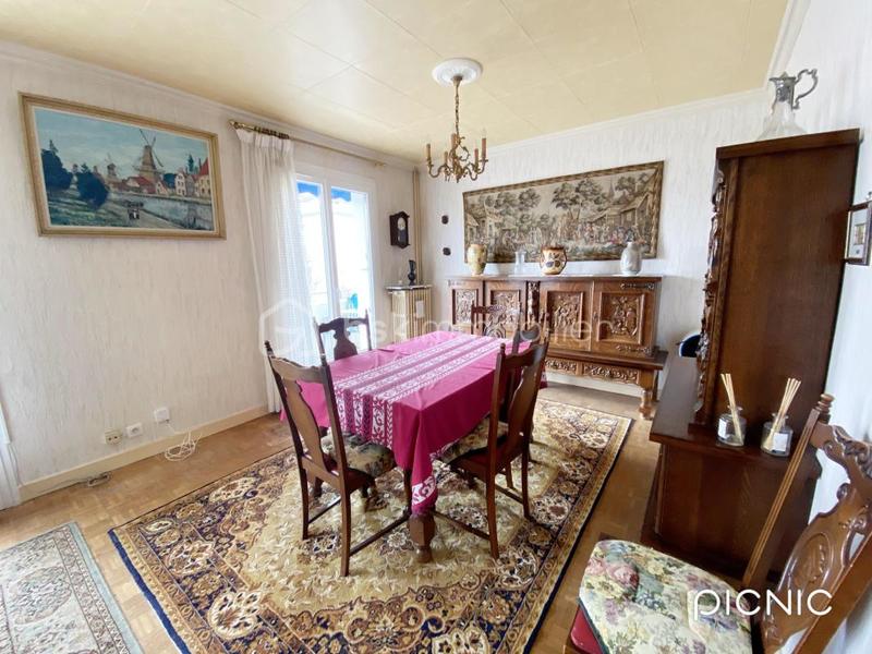 Appartement - 84 m² - 4 pièces