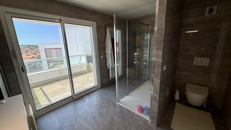 Appartement - 140 m² - 4 pièces