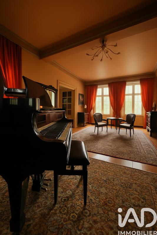 Maison - 375 m² - 11 pièces