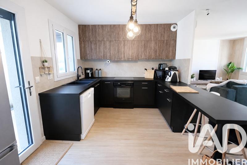 Maison - 84 m² - 3 pièces