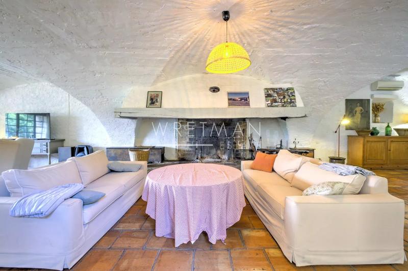 Villa - 257 m² - 10 pièces