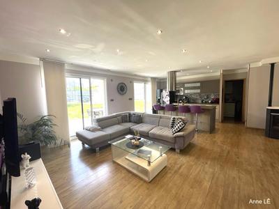 Maison - 142 m² - 7 pièces