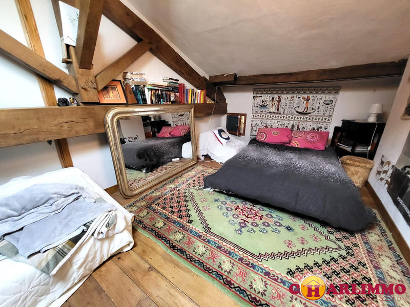 Maison traditionnelle - 86 m² - 4 pièces