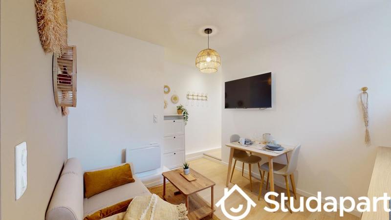 Chambre - 11 m² - 1 pièce