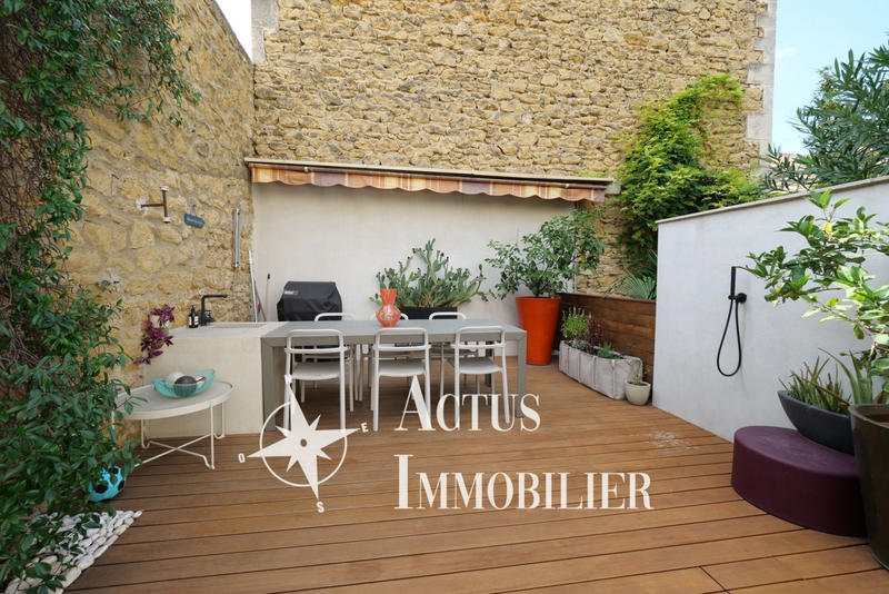 Maison - 182 m² - 7 pièces