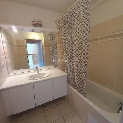 Appartement - 86 m² - 4 pièces