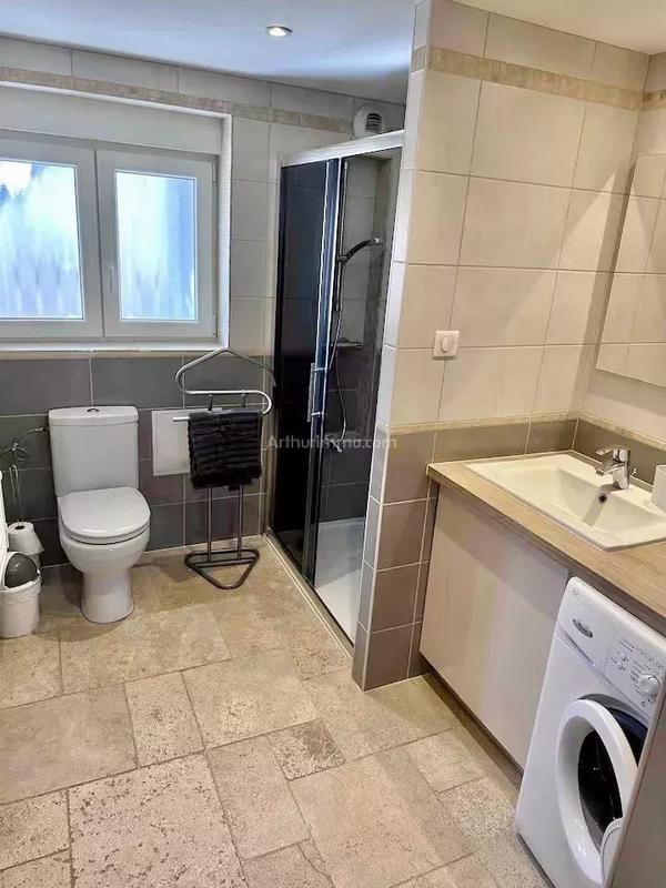 Immeuble - 110 m² - 6 pièces