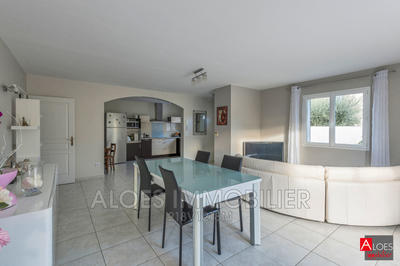 Maison - 108 m² - 4 pièces