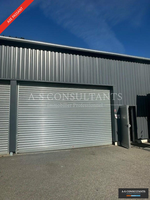Entrepôt - 580 m²