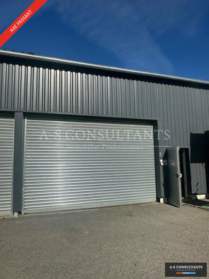 Entrepôt - 580 m²