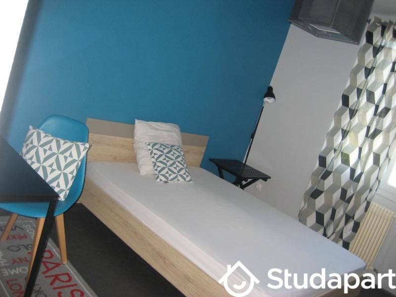 Chambre - 12 m² - 1 pièce