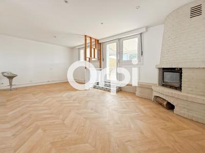 Appartement - 112 m² - 3 pièces