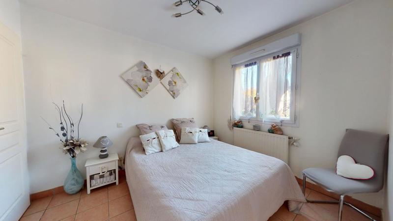 Maison - 180 m² - 10 pièces