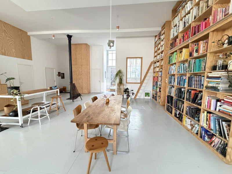 Appartement - 225 m² - 5 pièces