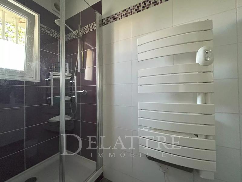 Villa - 160 m² - 8 pièces