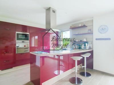 Maison - 123 m² - 7 pièces