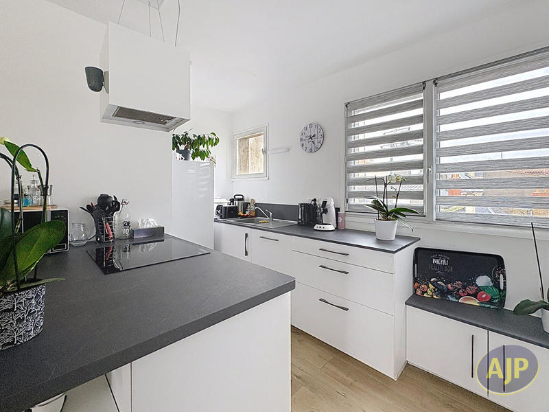 Appartement - 114 m² - 5 pièces