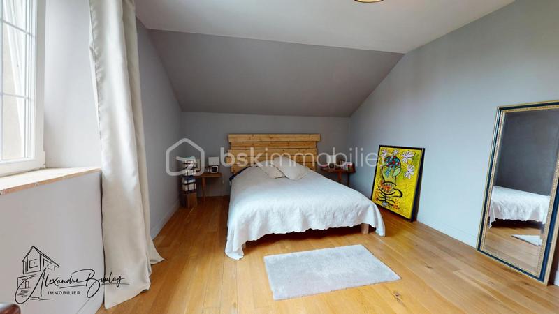 Maison ancienne - 246 m² - 8 pièces