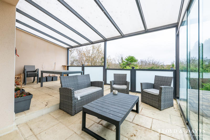 Maison - 195 m² - 7 pièces