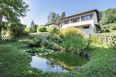 Maison - 147 m² - 7 pièces